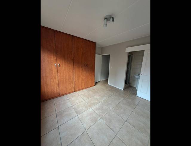 2 BEDROOM APARTMENT FOR SALE IN BENONI EXT